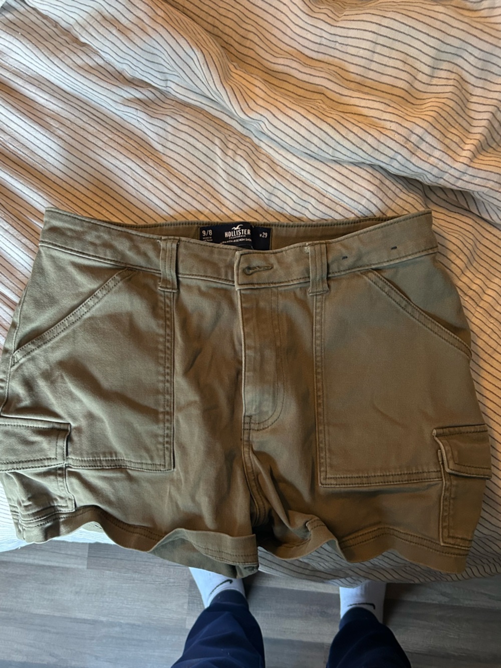 Hollister Olive Green High-Rise Mom Shorts